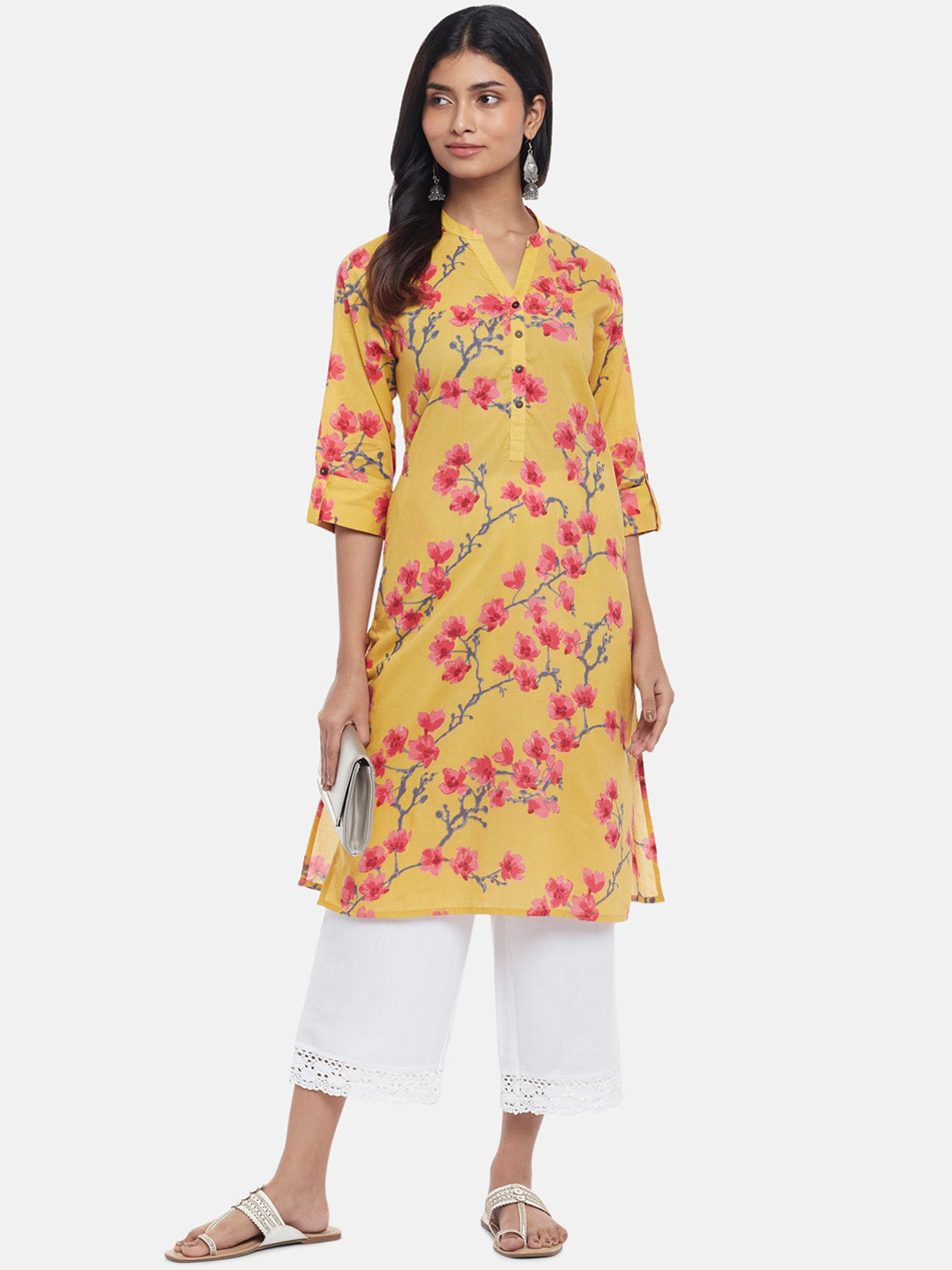 

RANGMANCH BY PANTALOONS Women Yellow Floral Printed Mandarin Collar Kurta