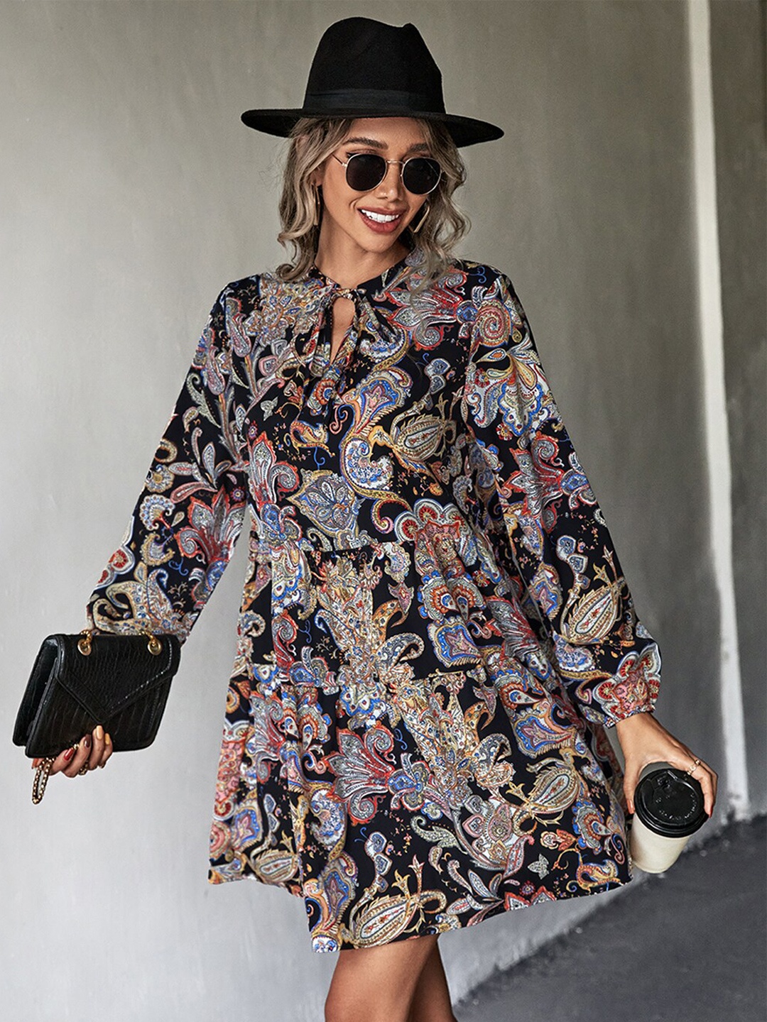 

BoStreet Black Floral Printed Tie-Up Neck Dress