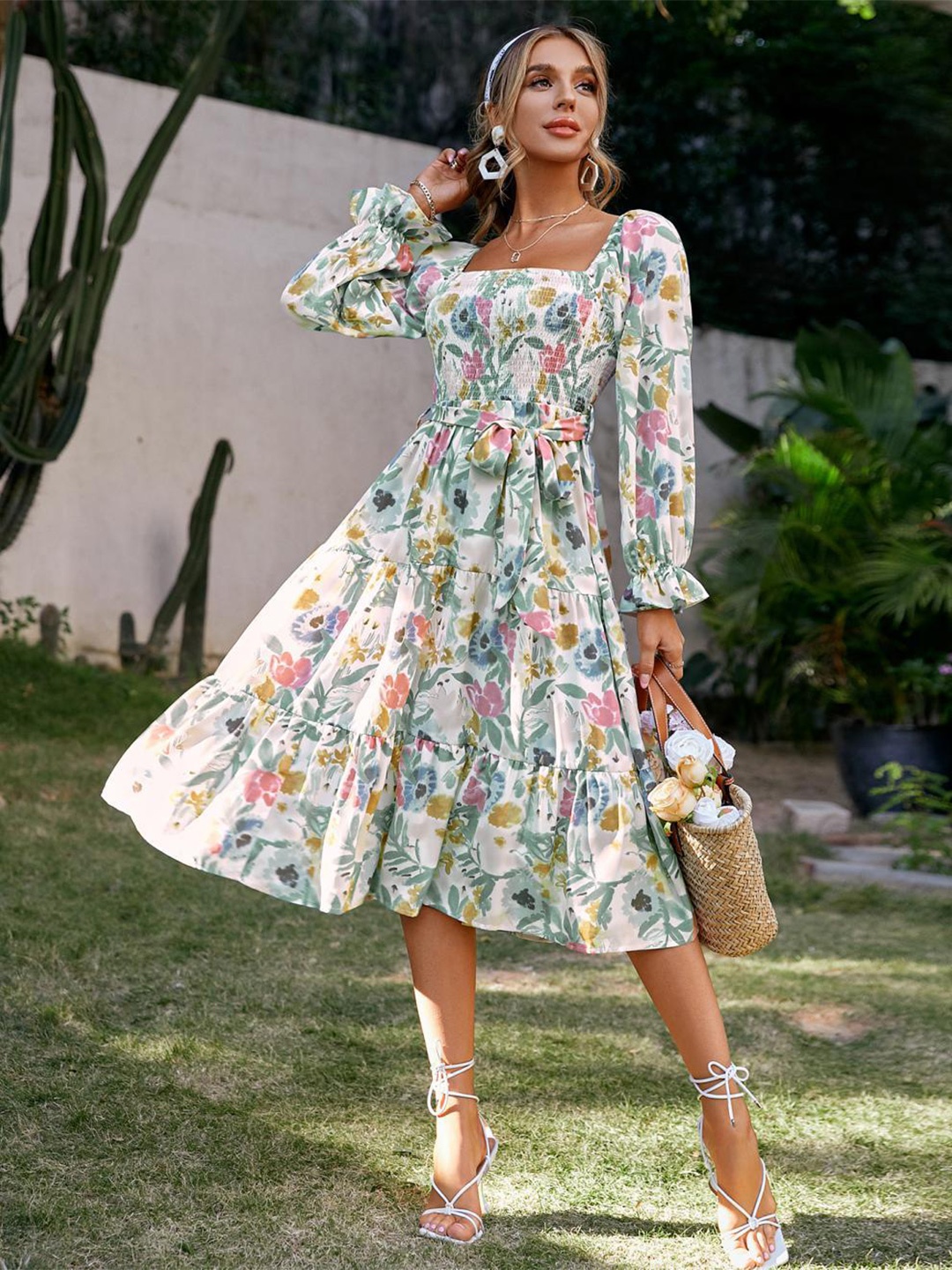 

BoStreet Green Floral Printed Dress