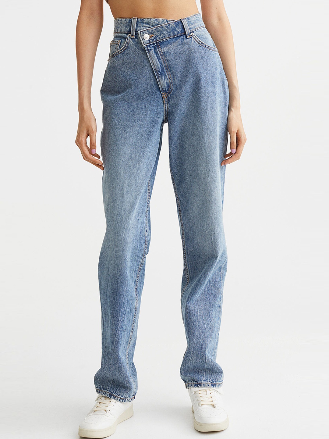 

H&M Women 90s Straight Baggy Jeans, Blue