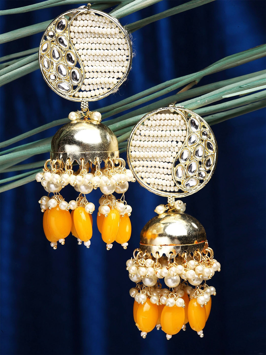 

KARATCART Women Yellow Gold Plated Contemporary Kundan Jhumkas Earrings