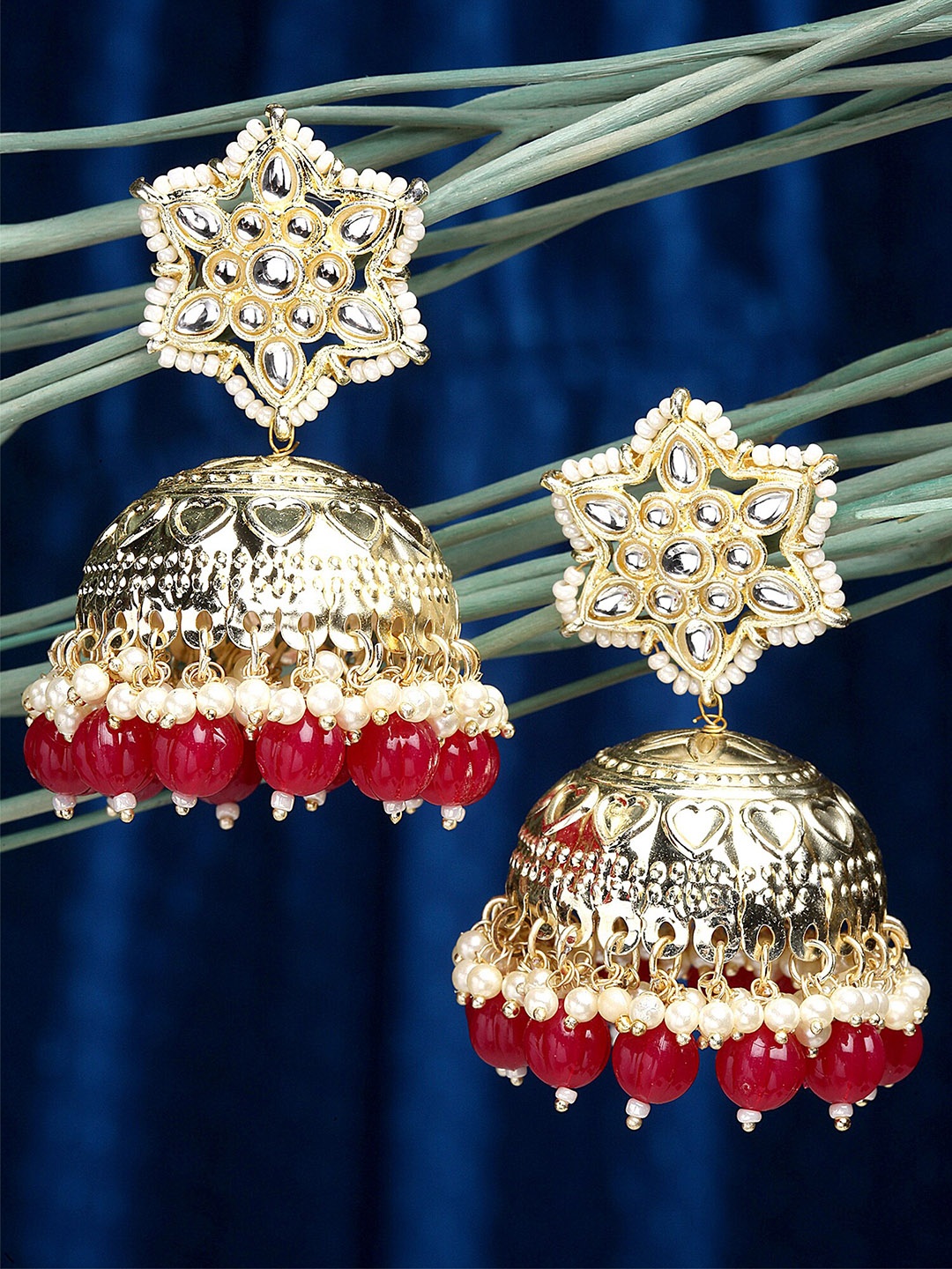 

KARATCART Women Gold-Plated & Red Dome Shaped Jhumkas Earrings