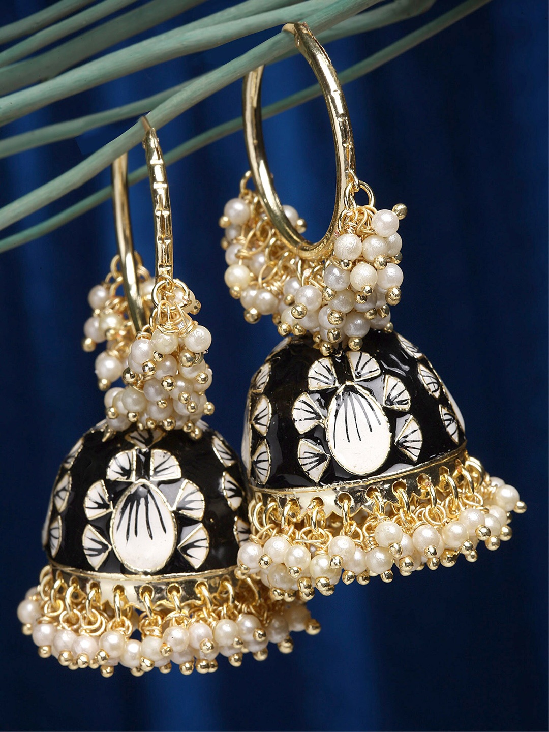 

KARATCART Black Dome Shaped Jhumkas Earrings