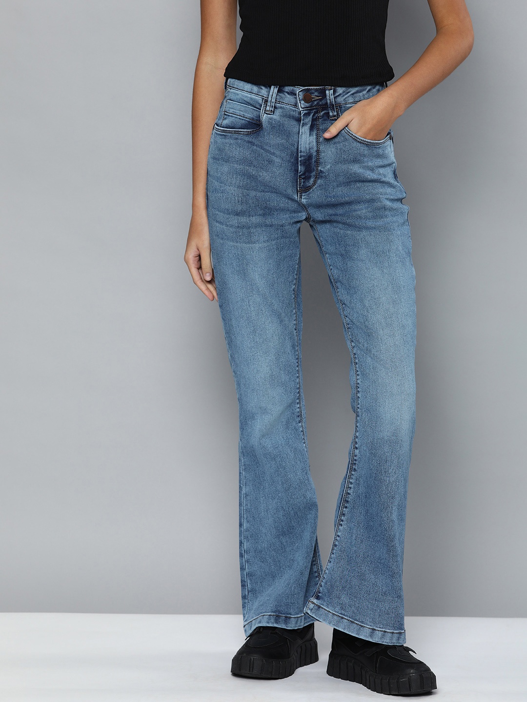 

HERE&NOW Women Bootcut High-Rise Light Fade Jeans, Blue