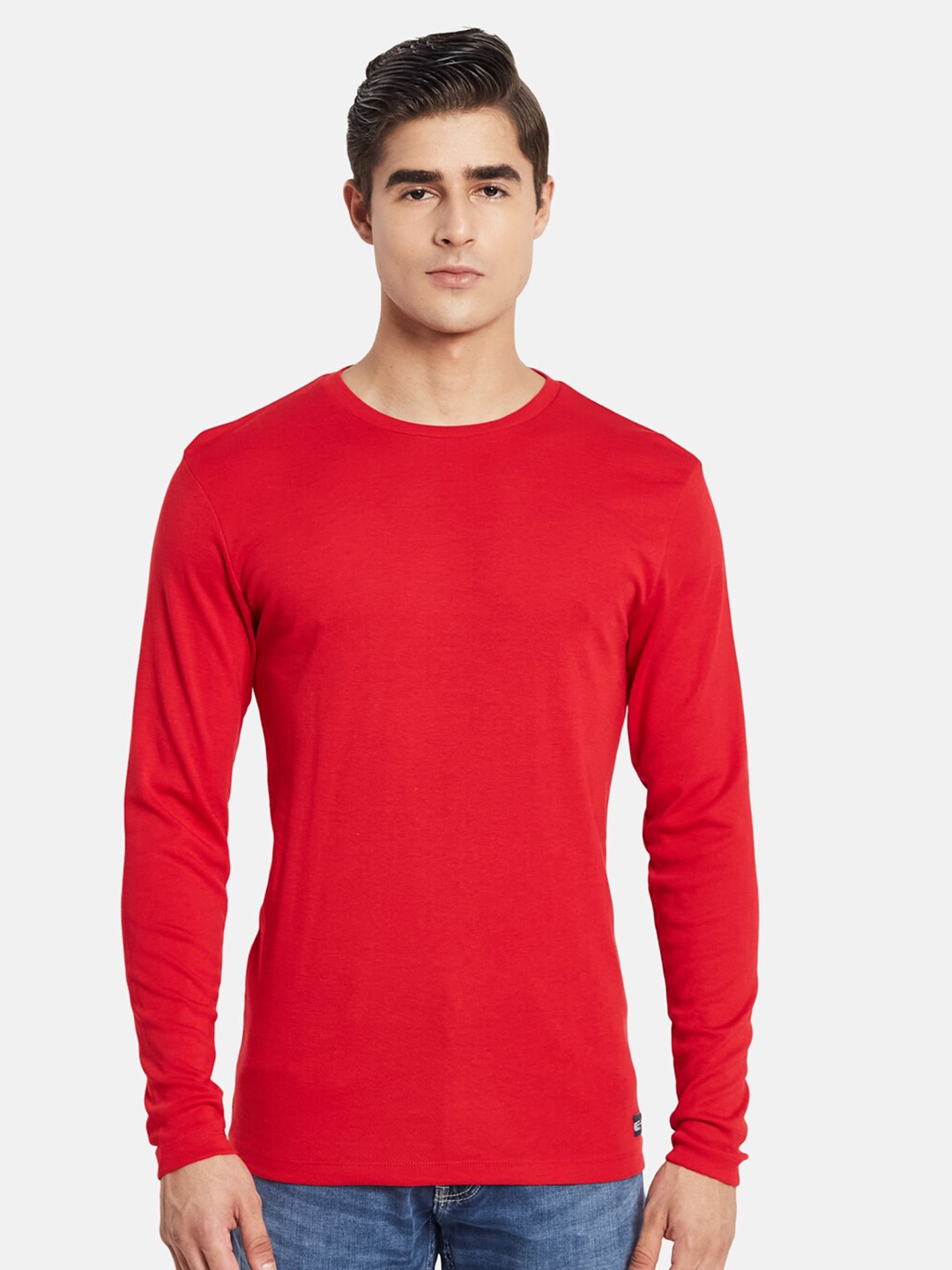 

METTLE Men Red Solid Cotton T-shirt