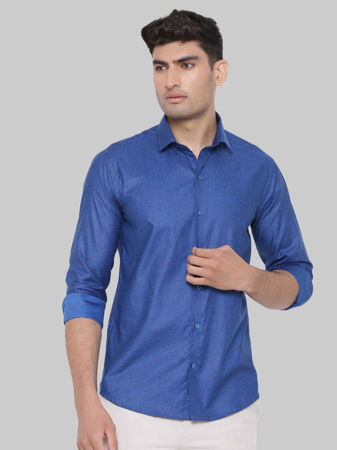 

Tistabene Men Blue Premium Printed Cotton Casual Shirt