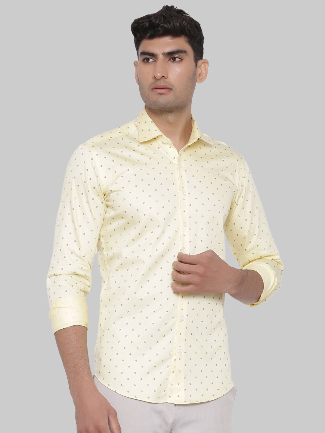 

Tistabene Men Yellow Premium Printed Casual Shirt