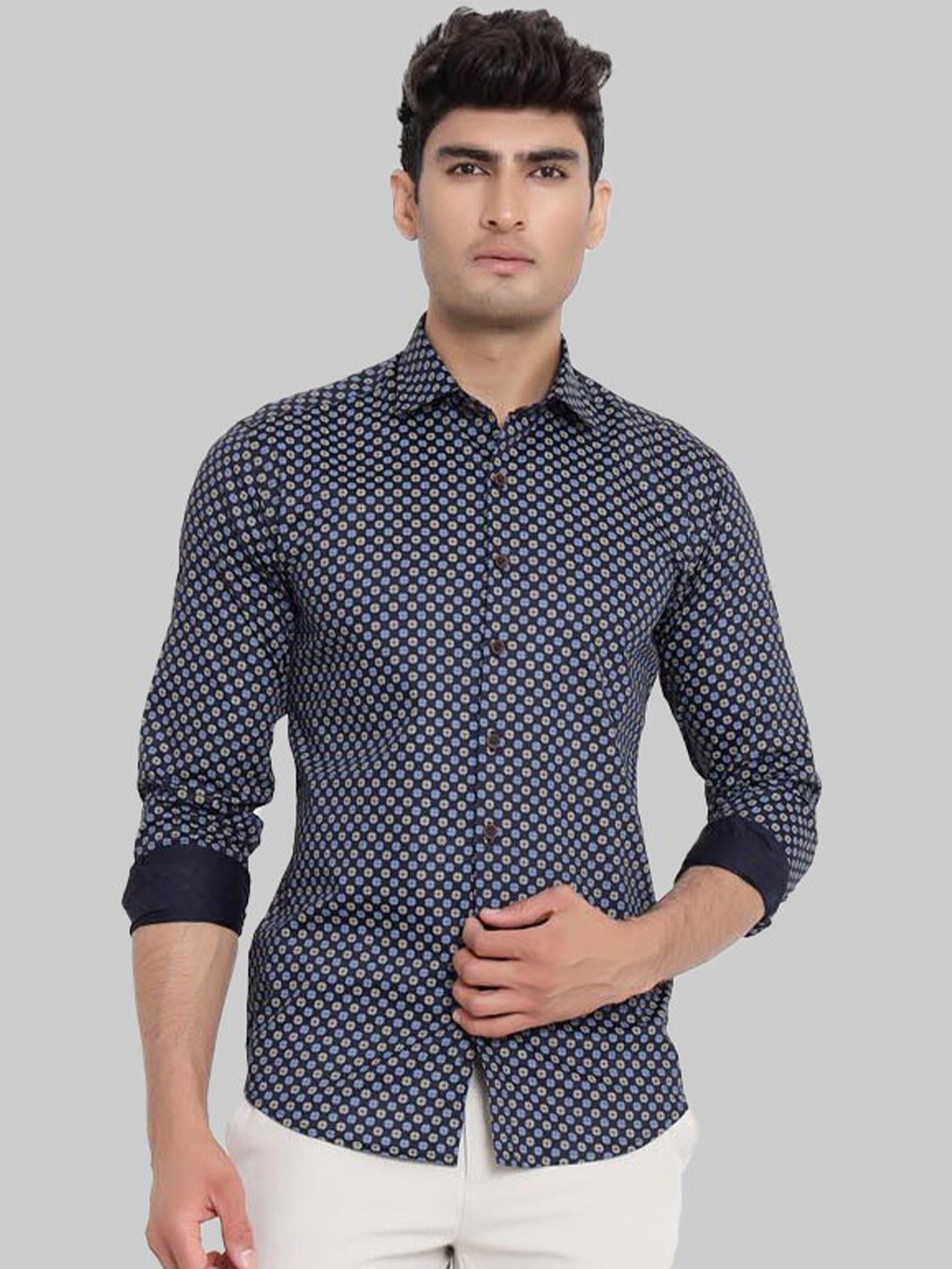 

Tistabene Men Black Premium Printed Cotton Casual Shirt