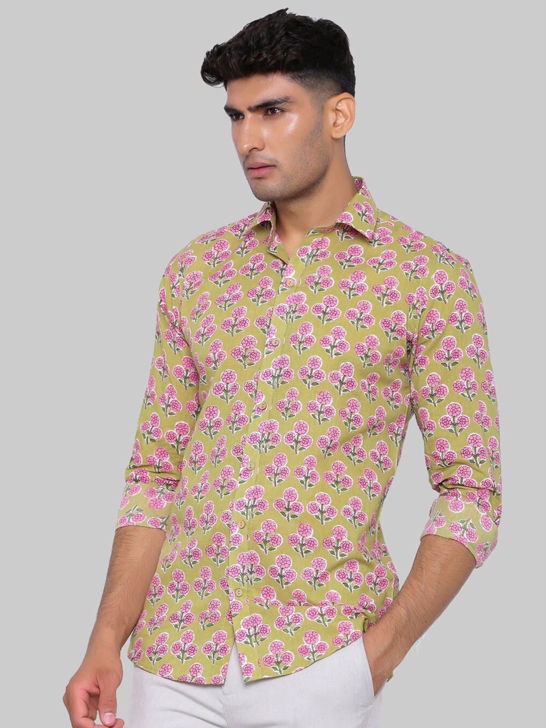 

Tistabene Men Green Premium Floral Printed Casual Shirt