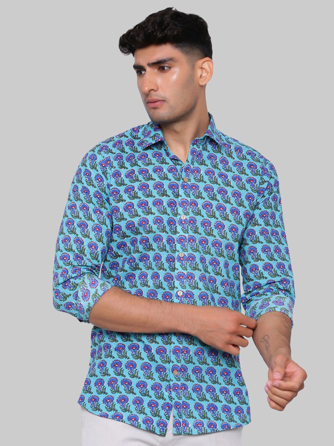 

Tistabene Men Blue Premium Floral Printed Cotton Casual Shirt