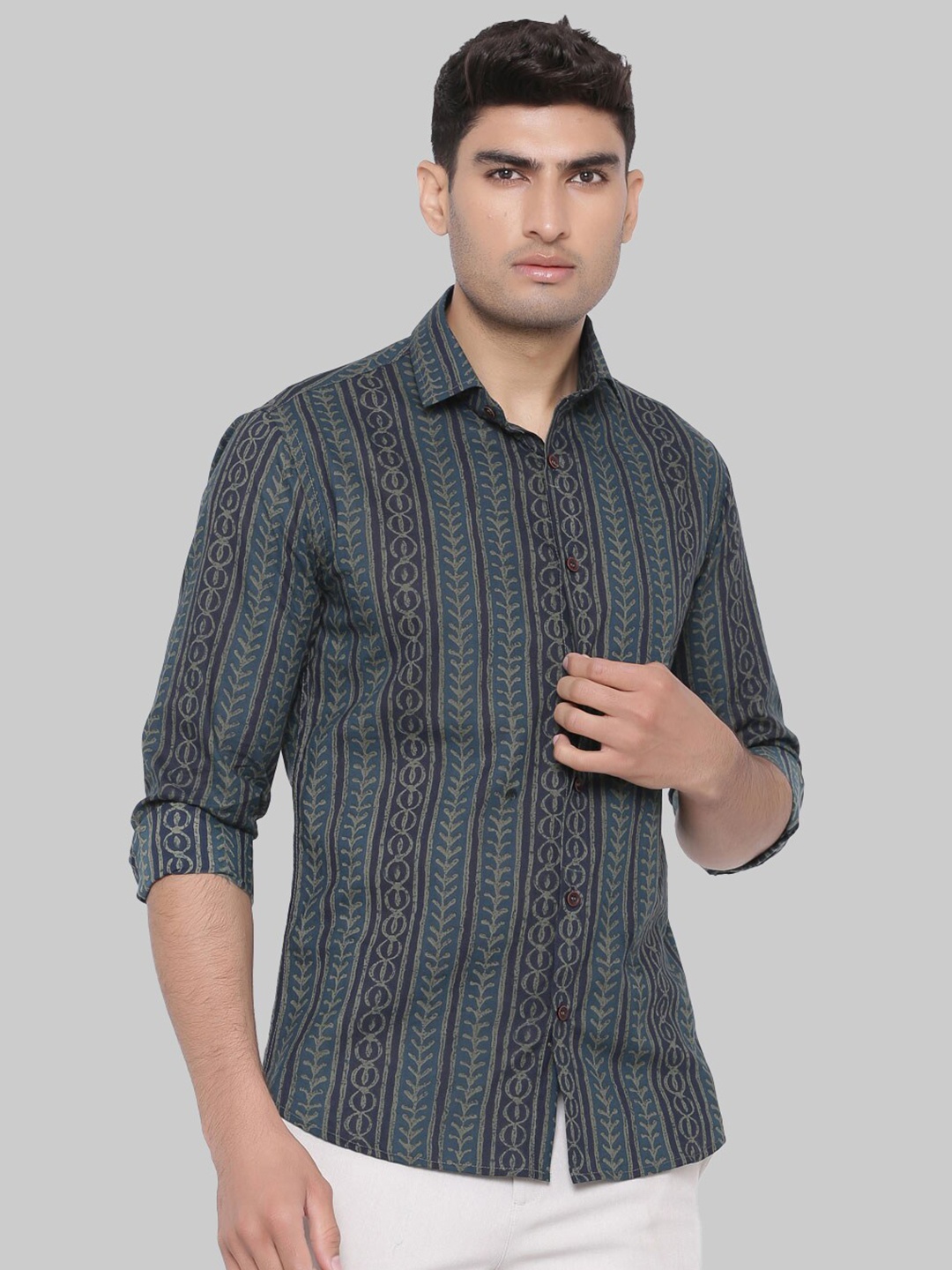 

Tistabene Men Black Premium Printed Casual Shirt