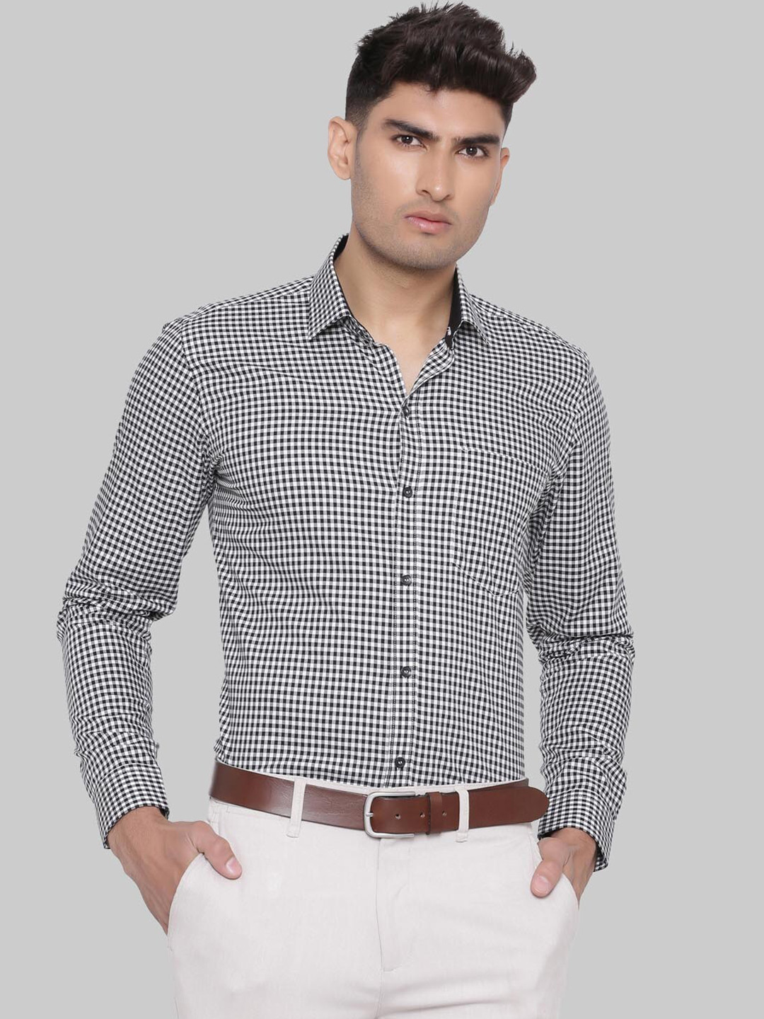 

Tistabene Men Black Premium Checked Casual Shirt
