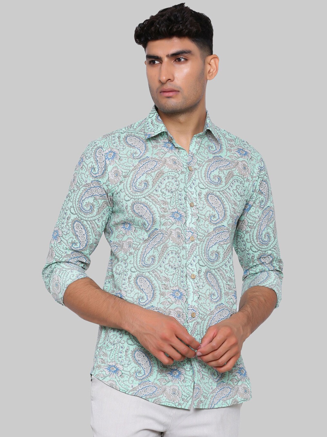 

Tistabene Men Green Premium Printed Casual Shirt