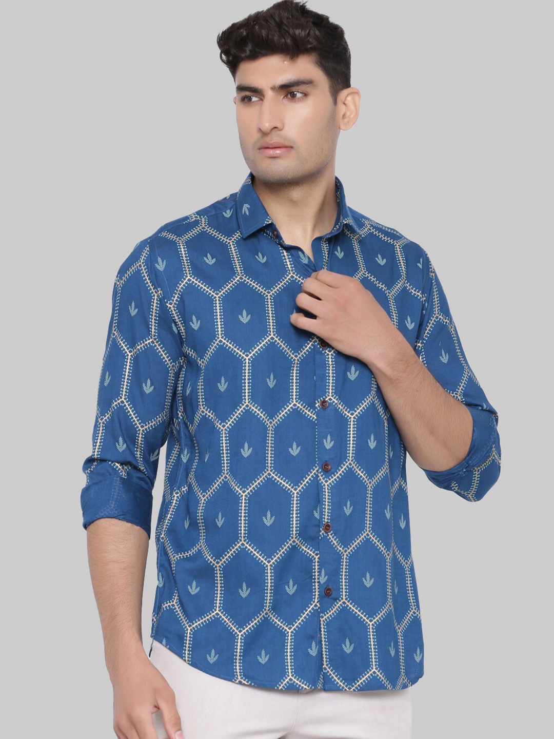

Tistabene Men Blue Premium Printed Casual Cotton Shirt