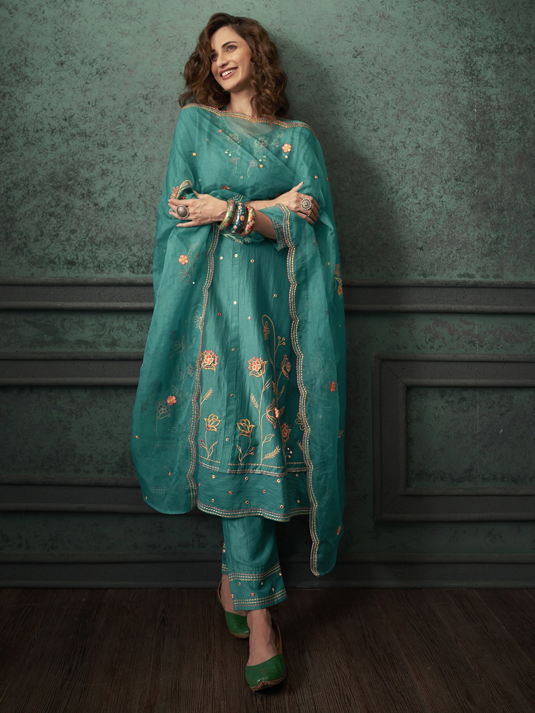 

AUTUMN LANE Women Blue Floral Embroidered Pure Cotton Kurta with Trousers & Dupatta