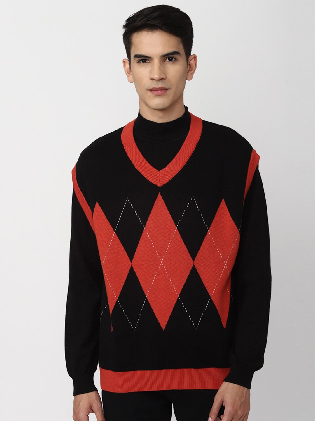 

FOREVER 21 Men Black & Red Cotton Printed Pullover