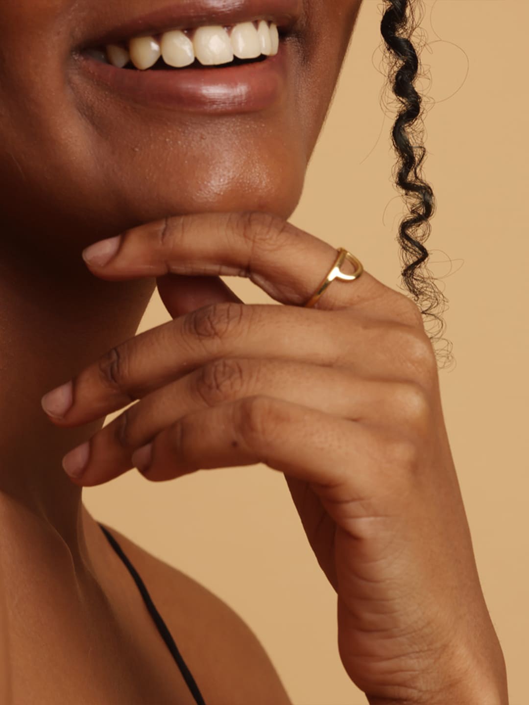 

PALMONAS Gold-Plated Gold-Colored Finger Ring