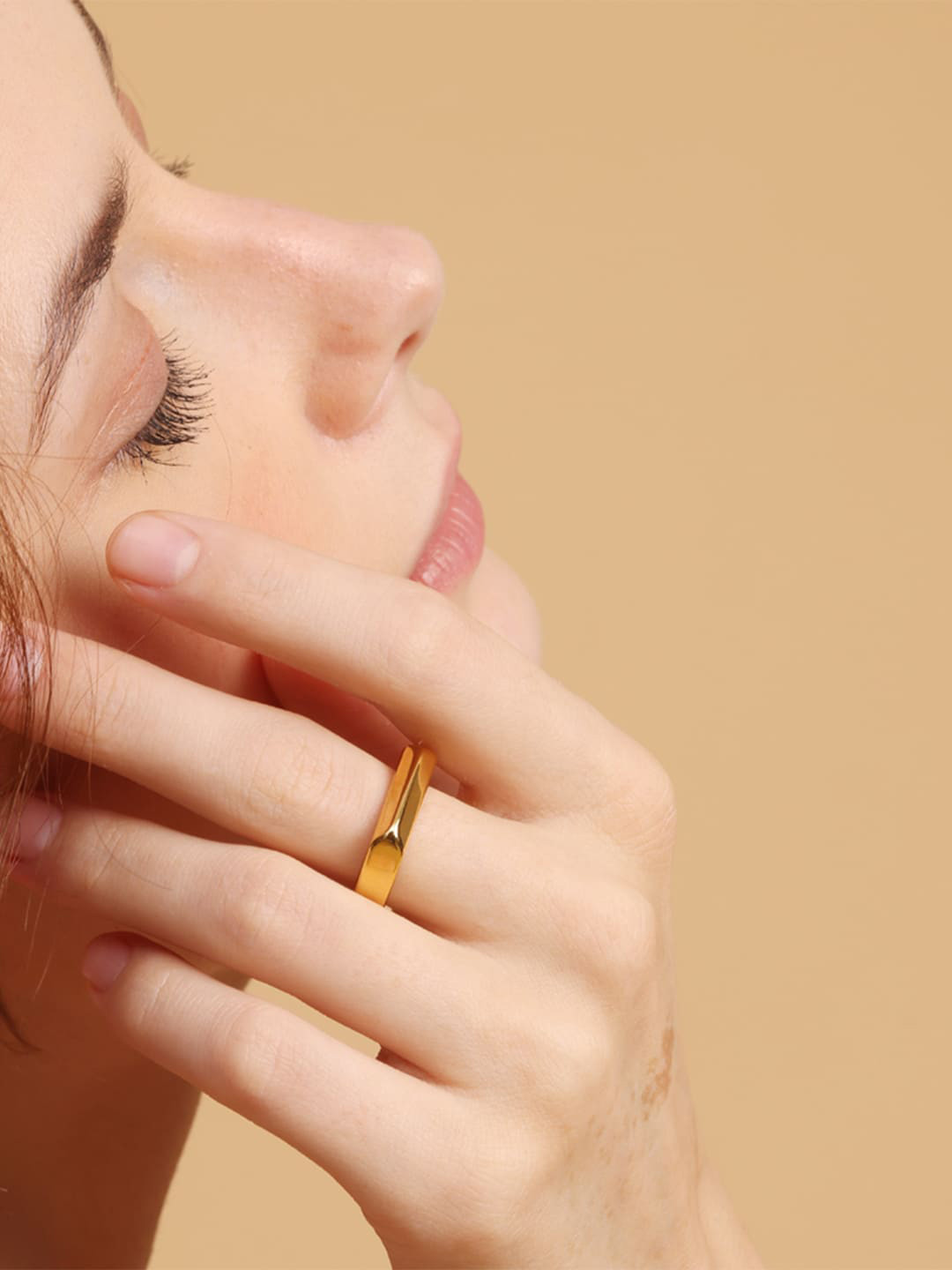 

PALMONAS Women 18k Gold-Plated Bar Finger Ring