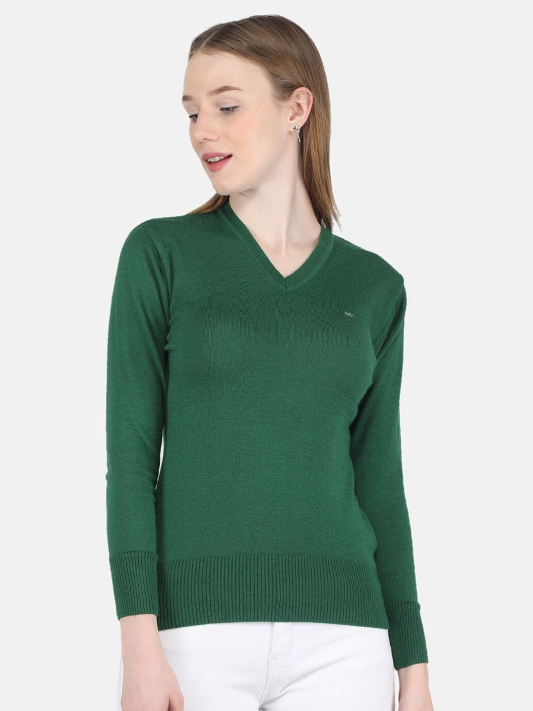 

Monte Carlo Women Green V -Neck Pullover