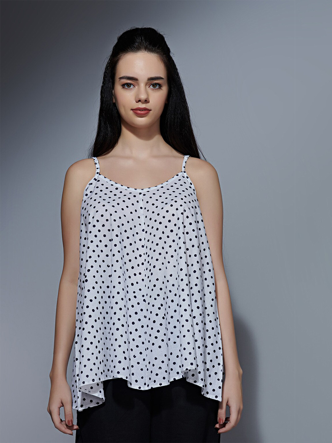 

the kaatn trail Womens White & Black Polka Dot Cotton Print Top