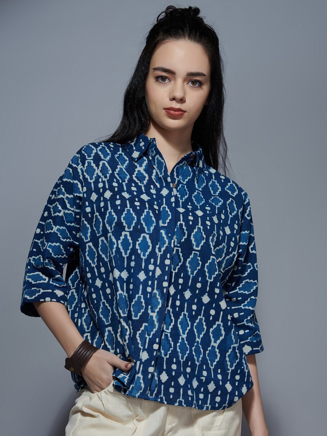 

the kaatn trail Blue Geometric Print Cotton Mandarin Collar Indigo Shirt Style Top
