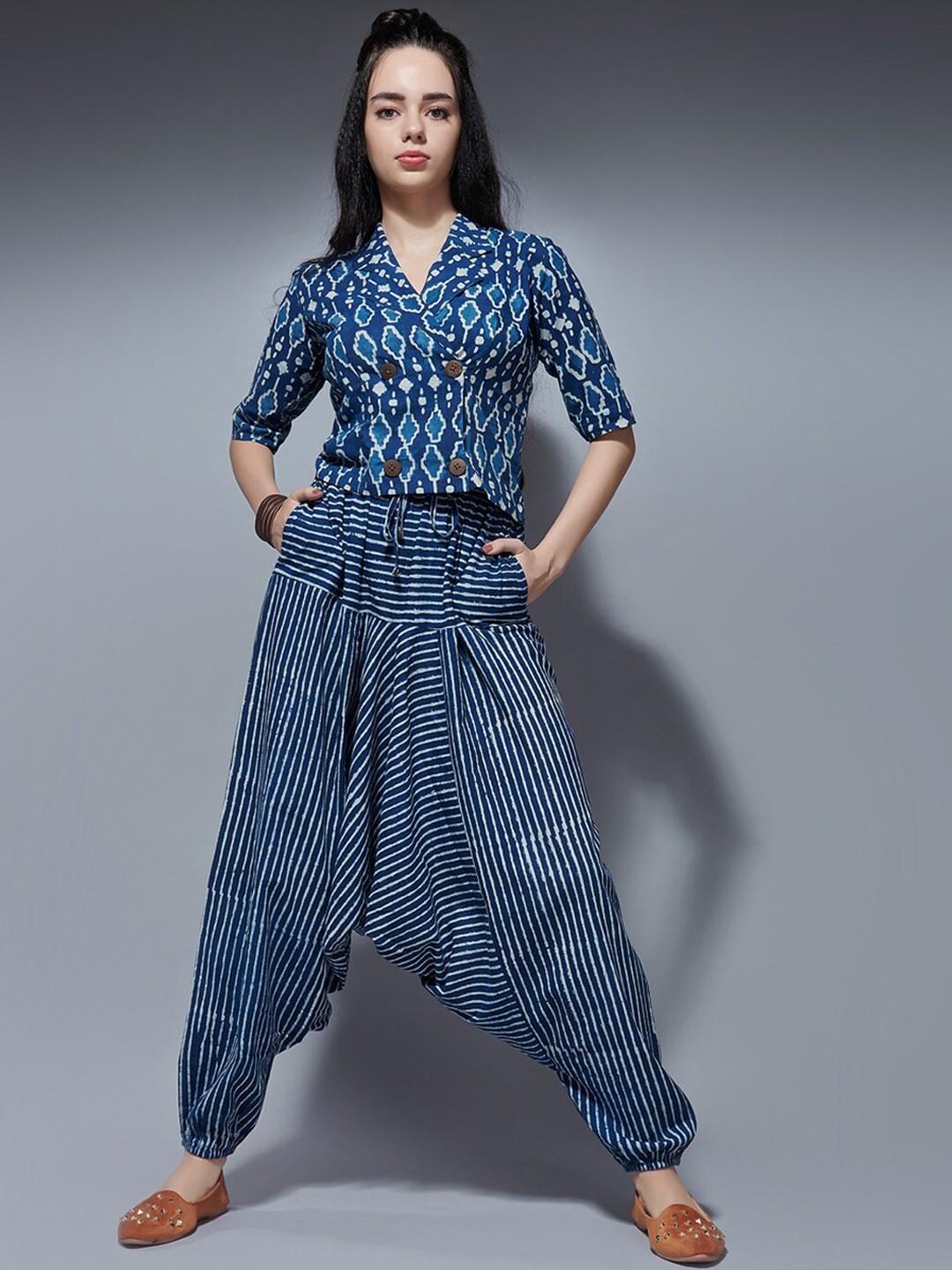 

the kaatn trail Women Blue Striped Dhoti pants