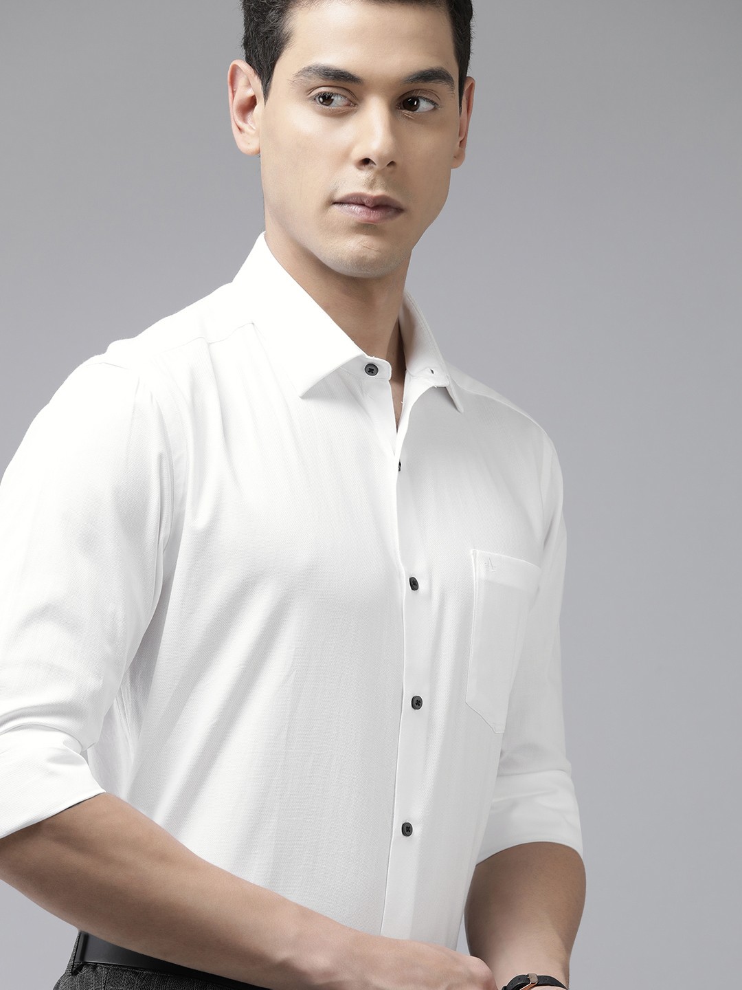 

Arrow Men White Manhattan Slim Fit Textured Pure Cotton Formal Shirt