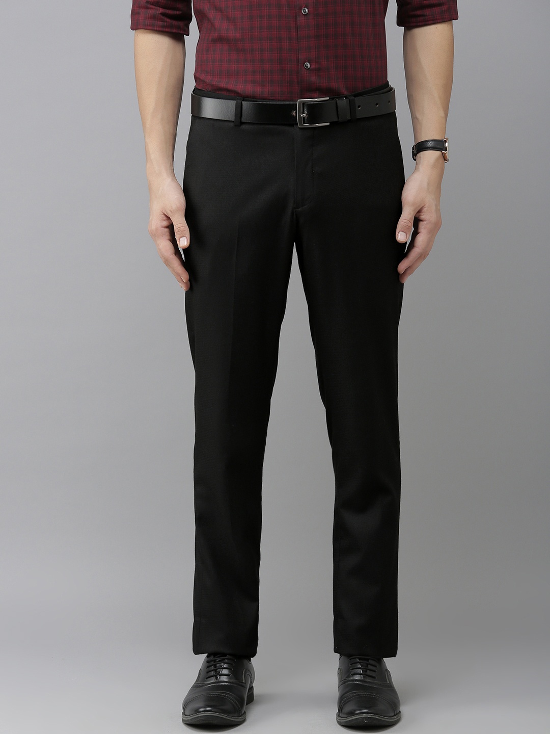 

Arrow Men Black Textured Tailored Fit Formal Trousers