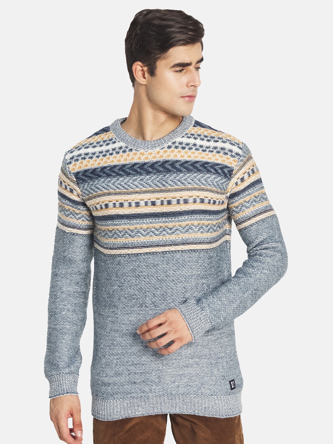 

METTLE Men Grey & White Pullover