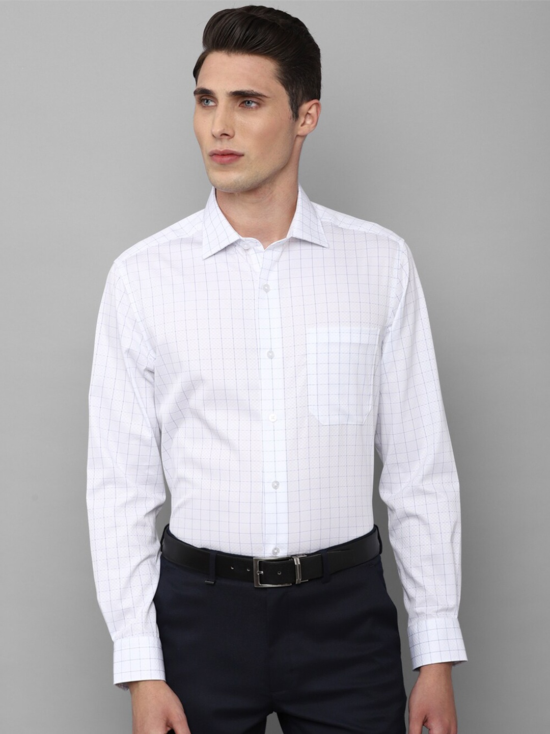 

Louis Philippe Men White Slim Fit Grid Tattersall Checked Cotton Formal Shirt