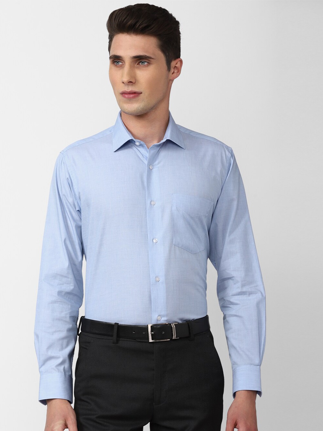 

Van Heusen Men Blue Regular Fit Solid Cotton Formal Shirt