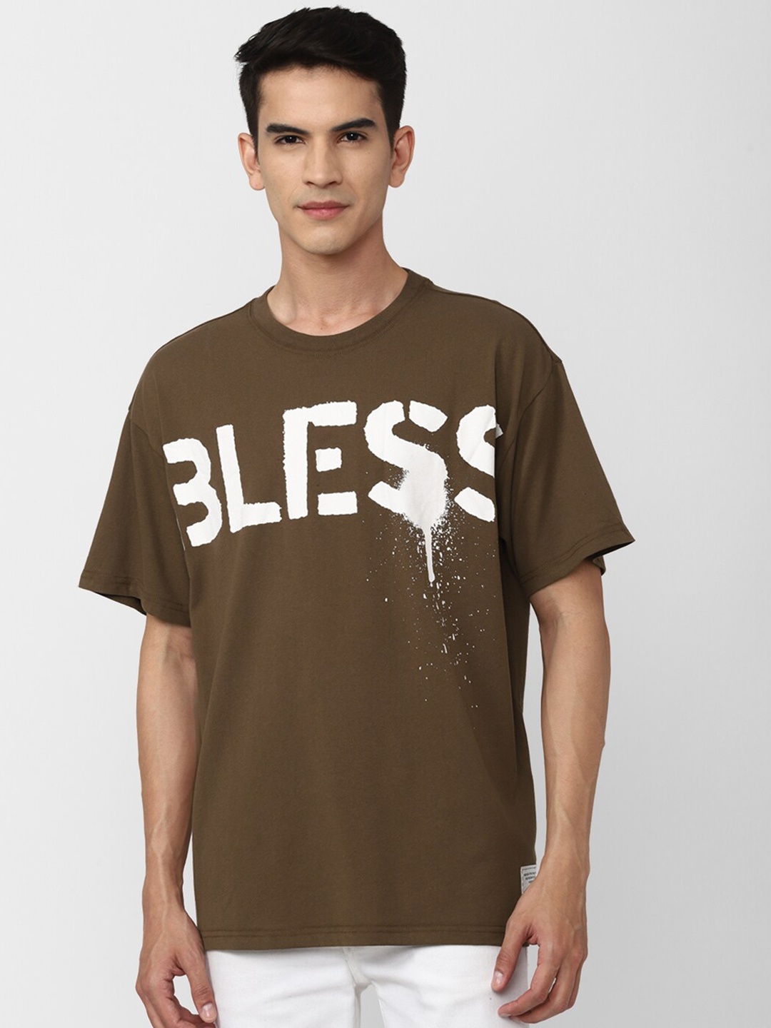 

FOREVER 21 Men Brown Typography Printed T-shirt