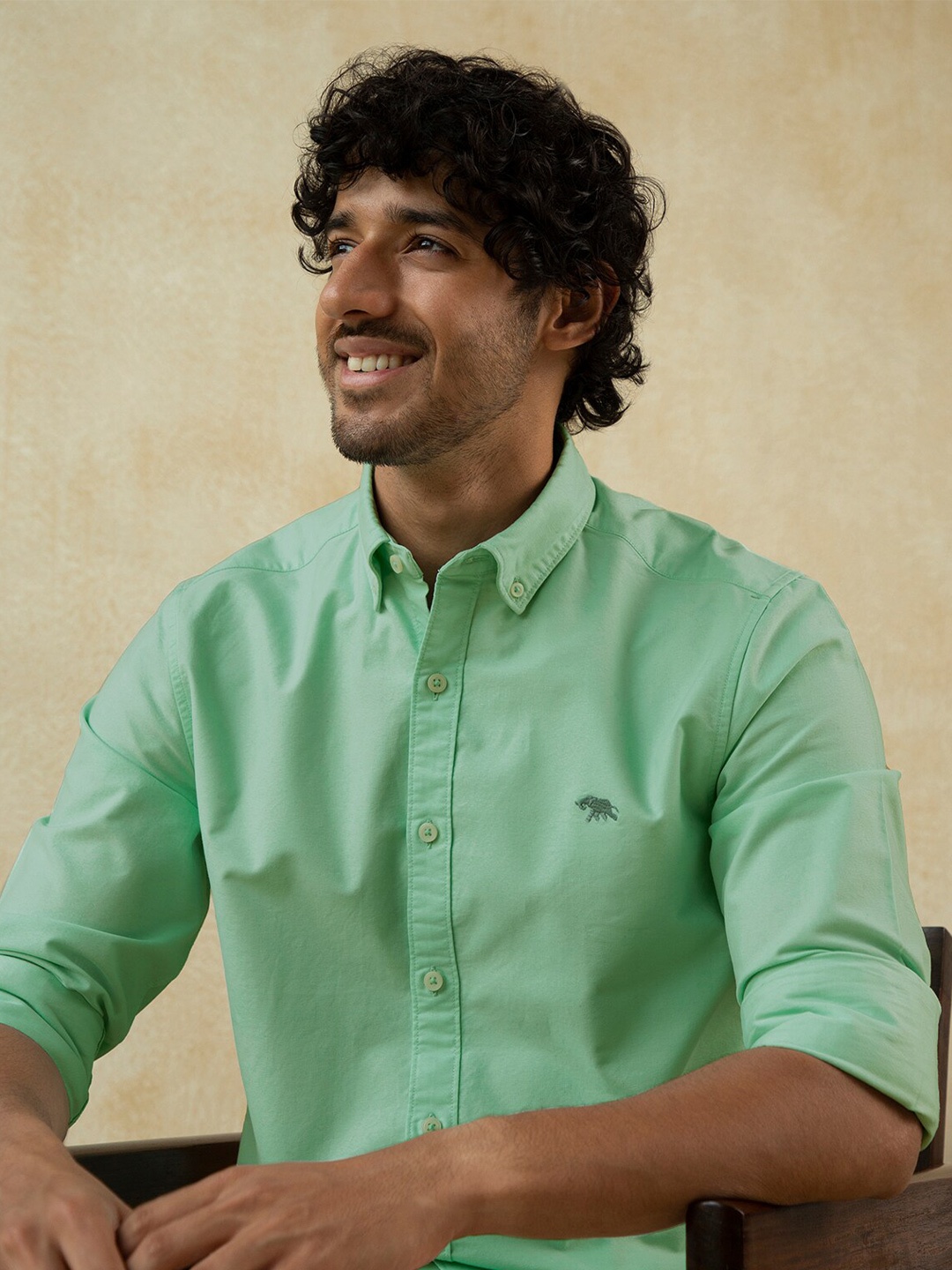 

Andamen Men Green Classic Casual Shirt