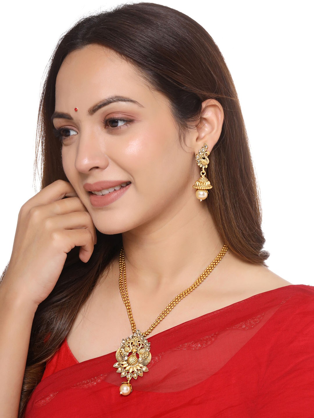 

Yellow Chimes Gold Plated White Stone Studded Pearl Beaded Jewellery Set