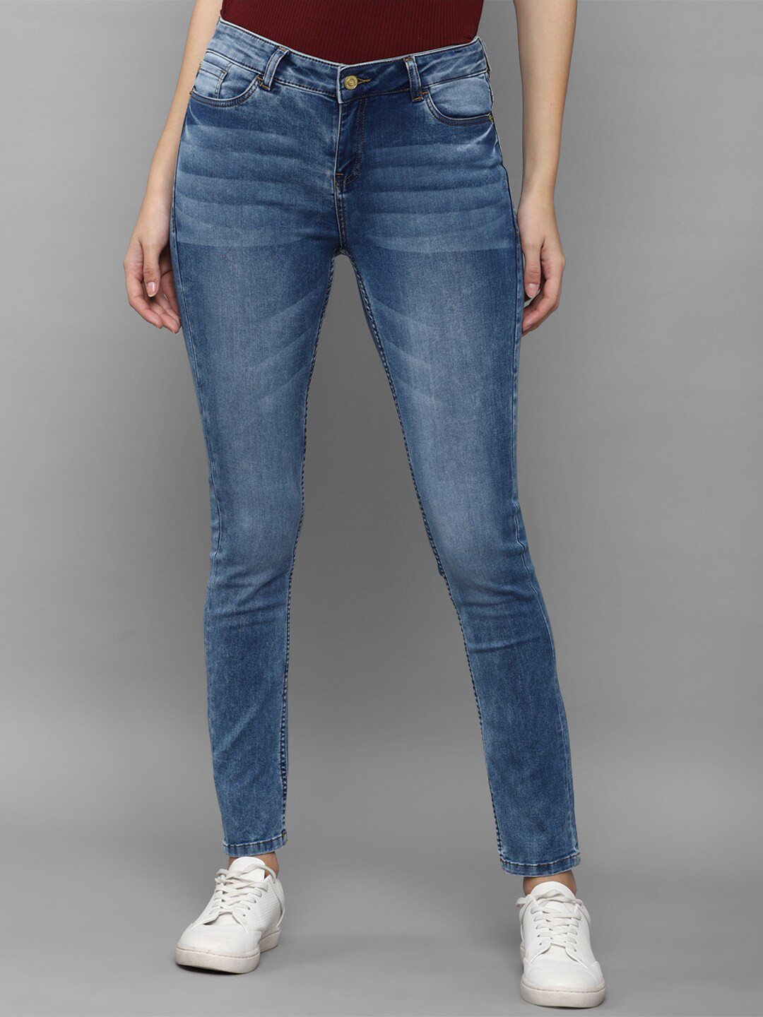 

Allen Solly Woman Women Blue Slim Fit Heavy Fade Jeans