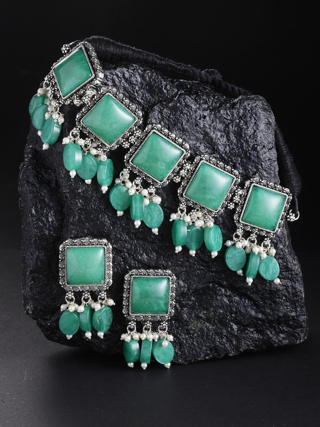 

PANASH Silver-Toned Green Stone Studded Jewellery Set
