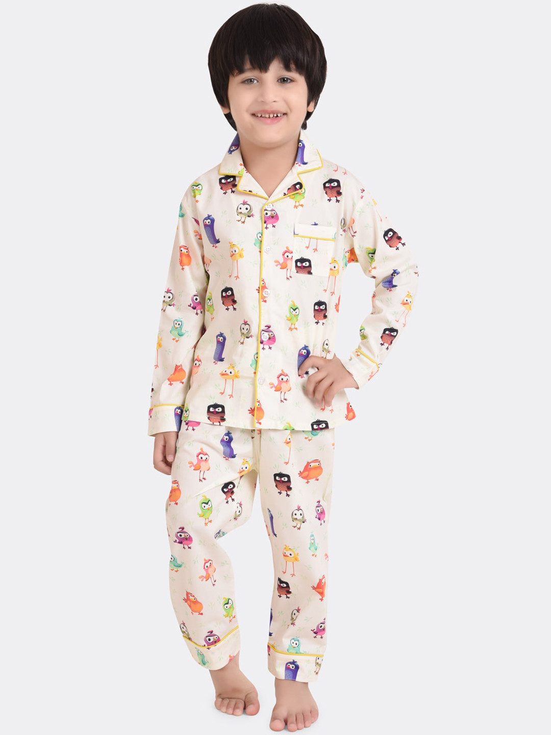 

KOOCHI POOCHI Unisex Kids Off White & Green Printed Night suit