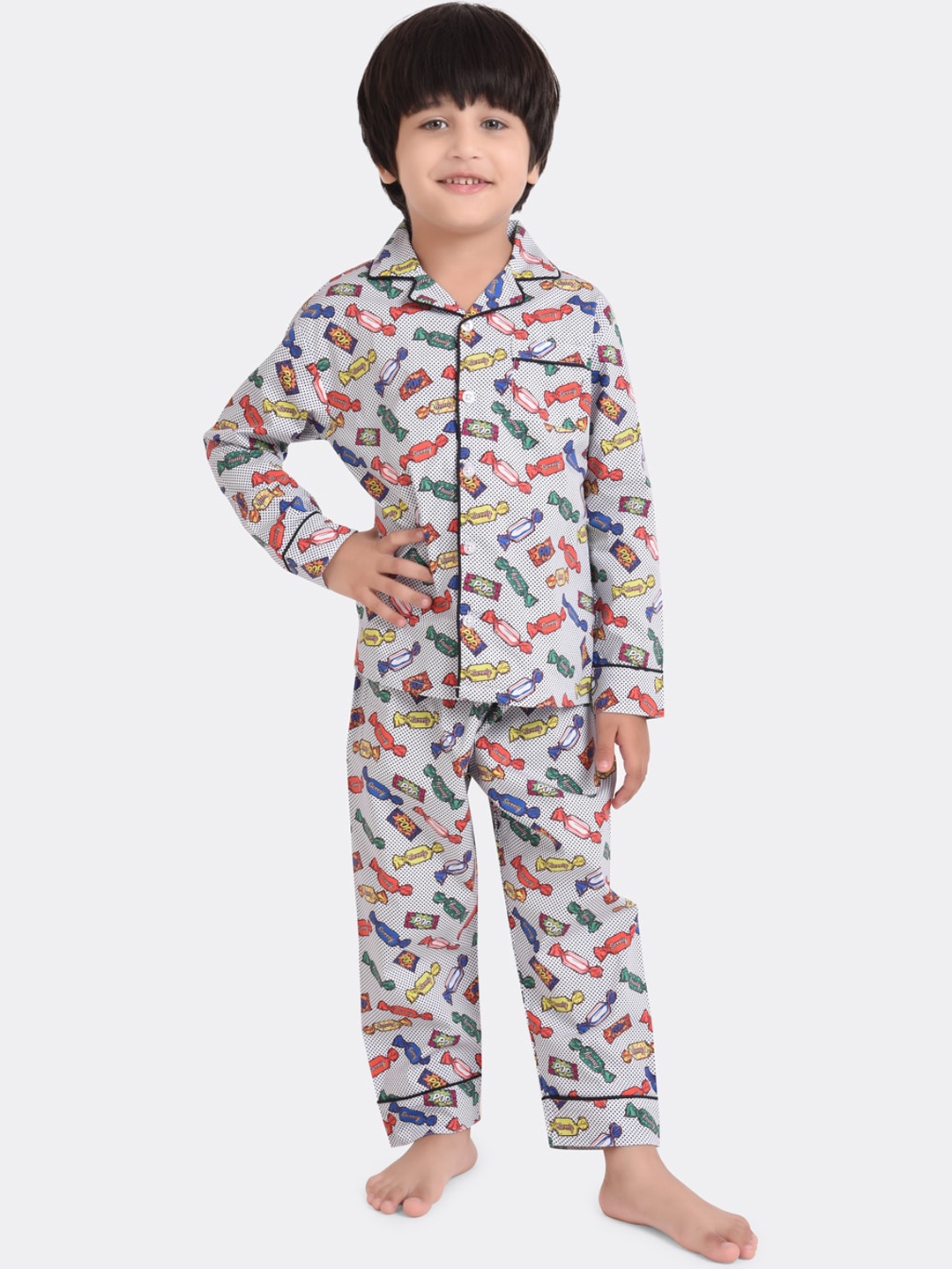 

KOOCHI POOCHI Kids Boys White And Red Printed Full Sleeves Pure Cotton Night suit