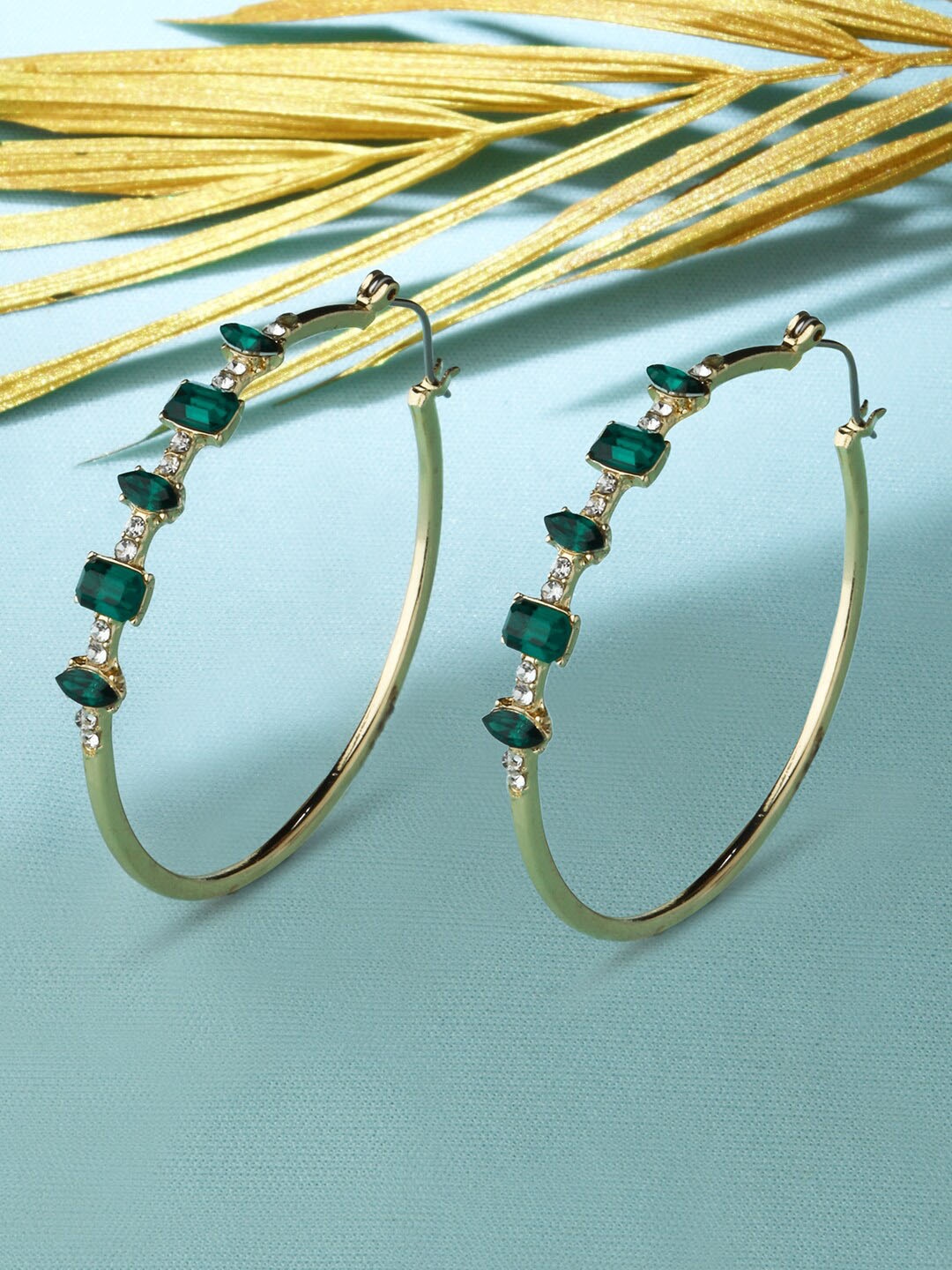 

Accessorize Women Green & Gold-Toned Circular Hoop Earrings