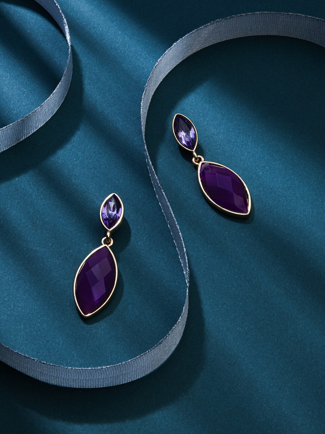 

Accessorize Purple & Silver-Toned Leaf Shaped Drop Earrings