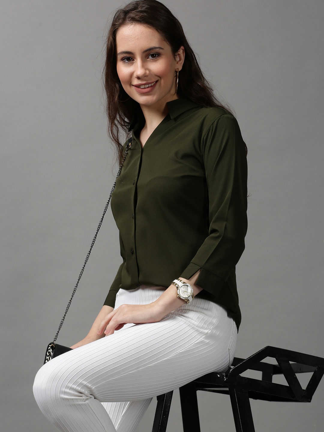 

SHOWOFF Women Olive Green Solid Casual Shirt