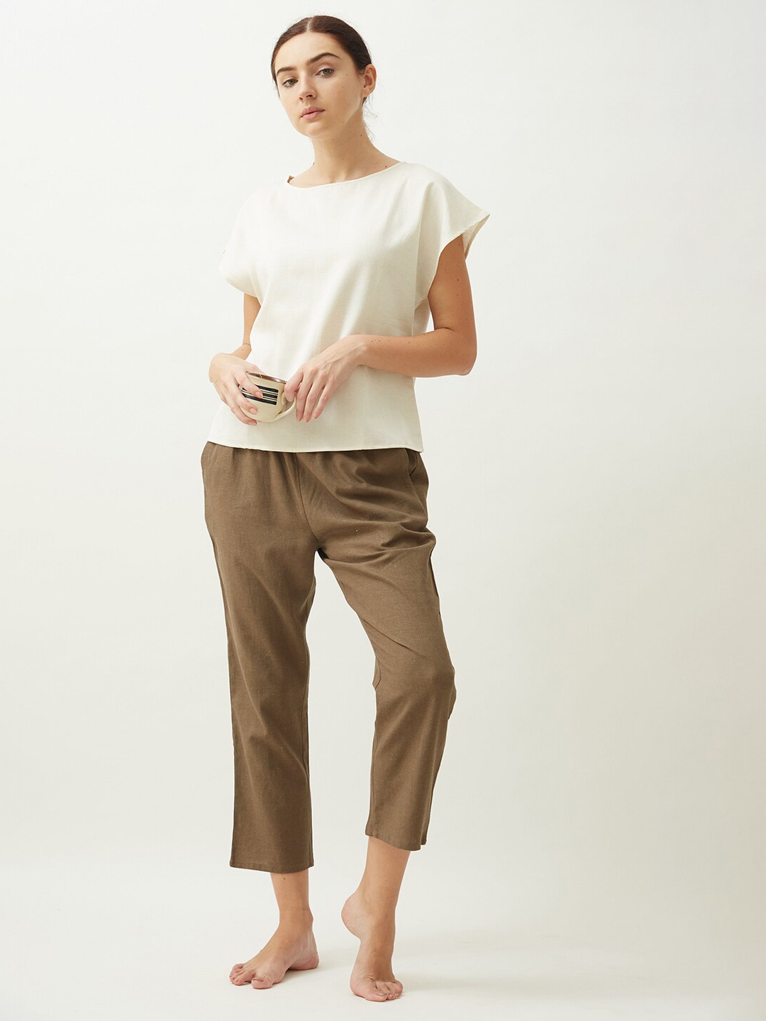 

Saltpetre Women White Extended Sleeves Organic Cotton T-shirt