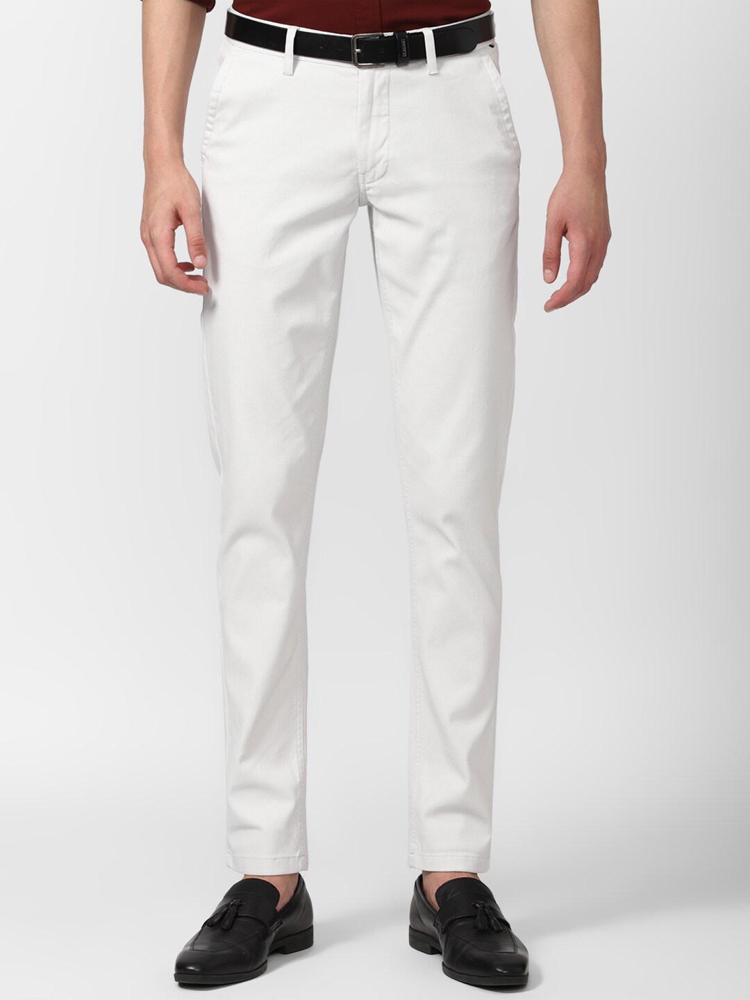 

Van Heusen Sport Men Cream-Coloured Slim Fit Trousers