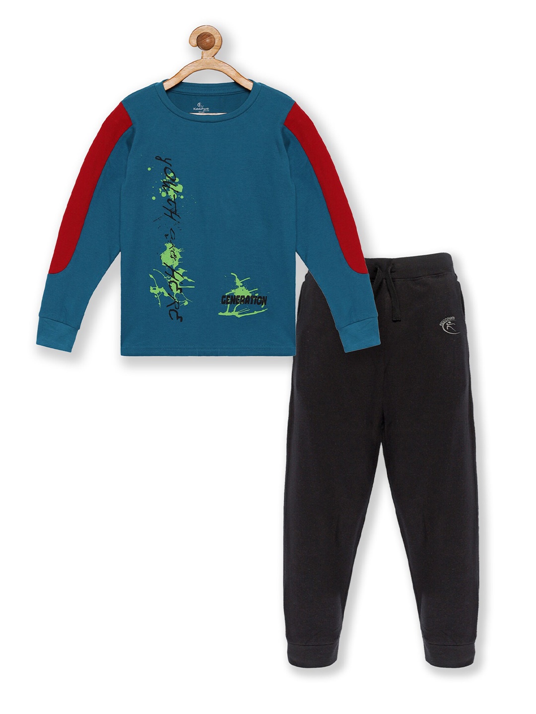 

KiddoPanti Boys Teal & Black Printed Pure Cotton T-shirt with Pyjamas