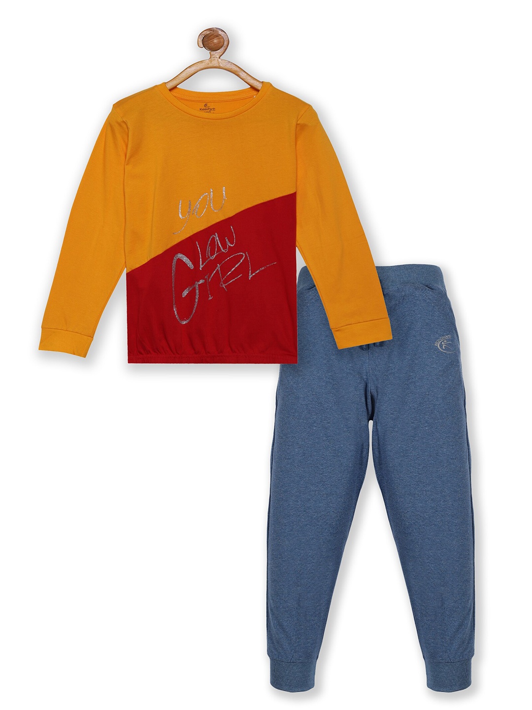 

KiddoPanti Girls Yellow & Blue Colourblocked Cotton T-shirt with Joggers