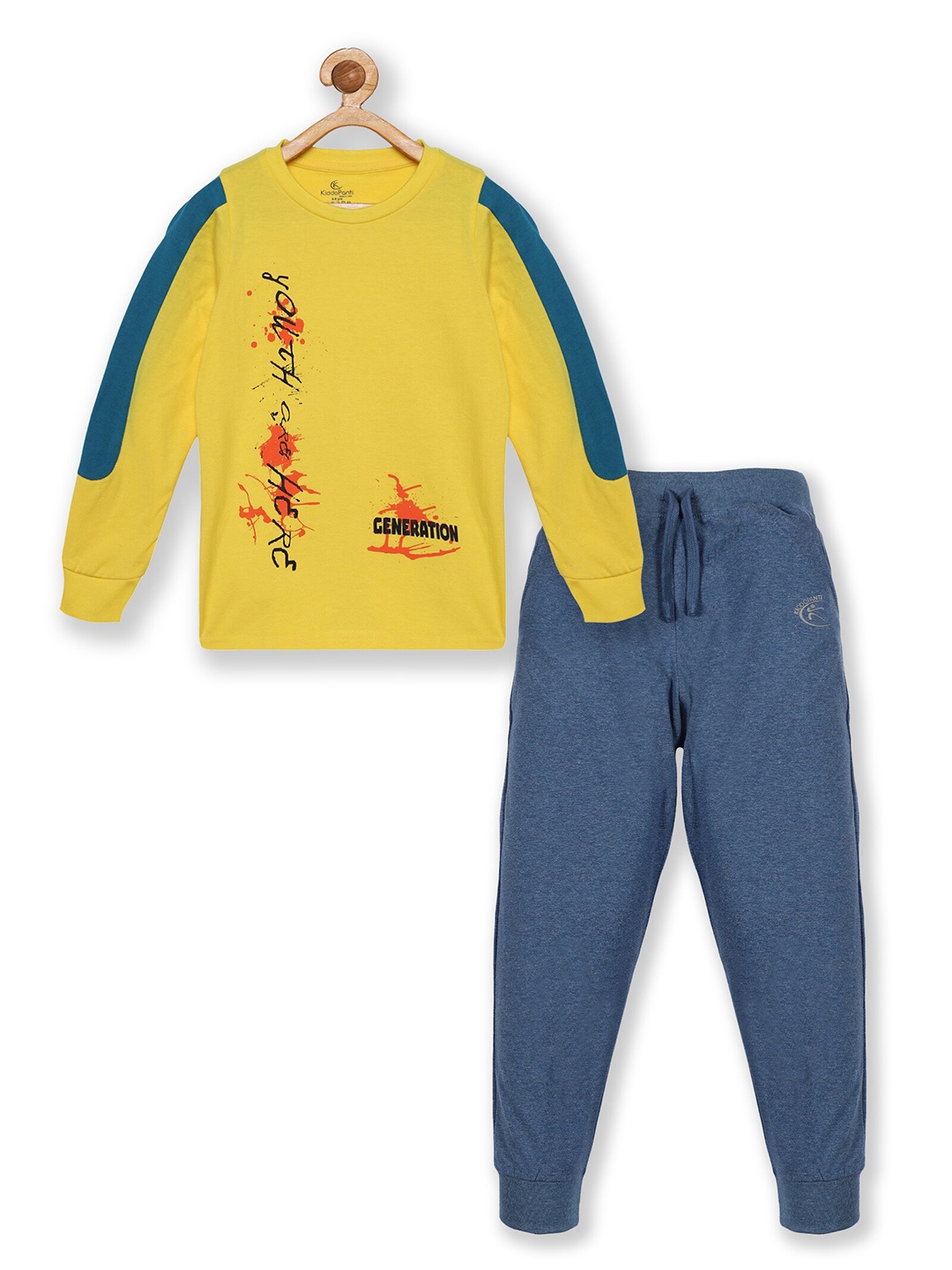 

KiddoPanti Boys Yellow & Blue Printed Pure Cotton T-shirt & Track Pant