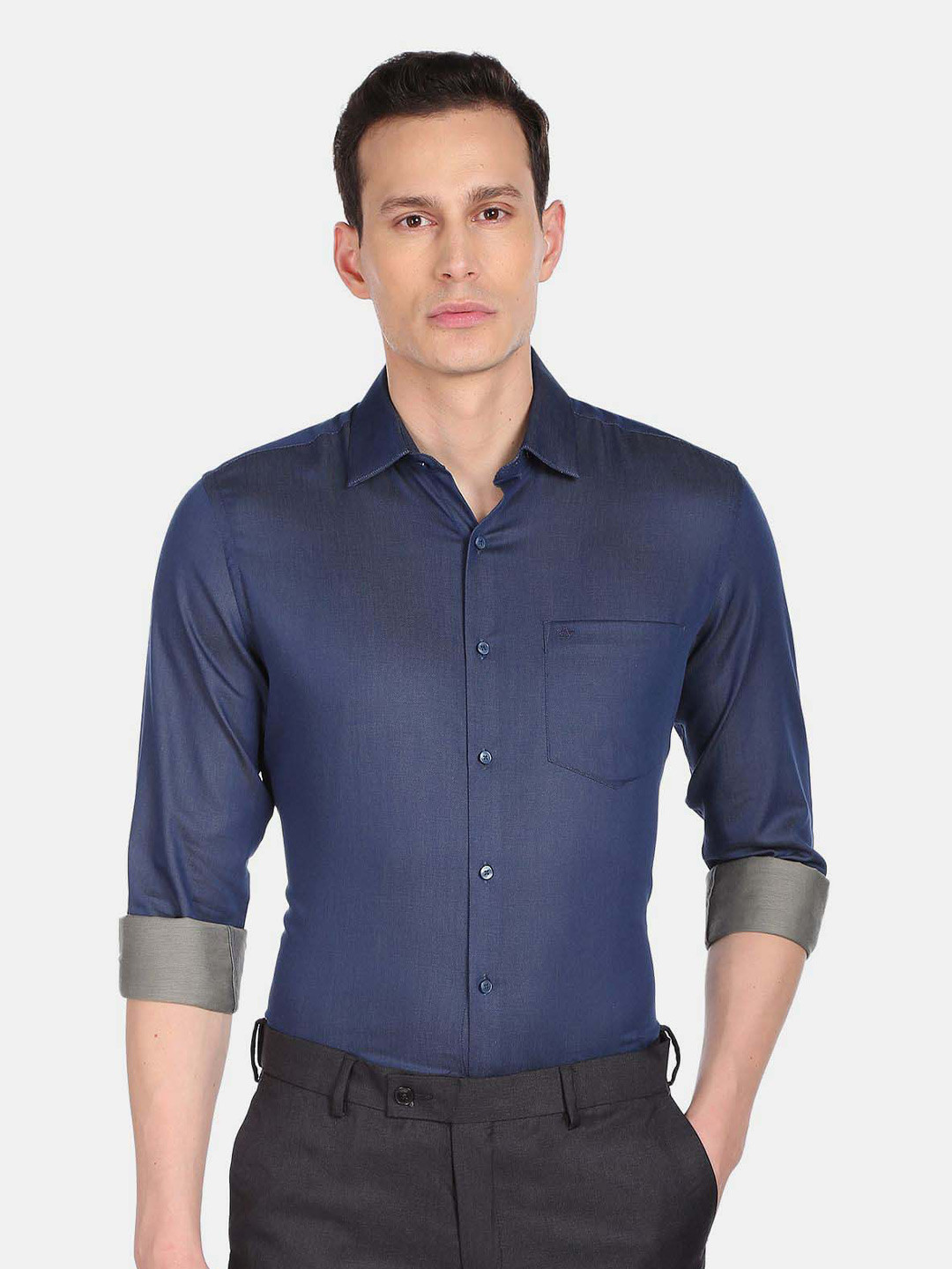 

Arrow Men Blue Solid Formal Shirt