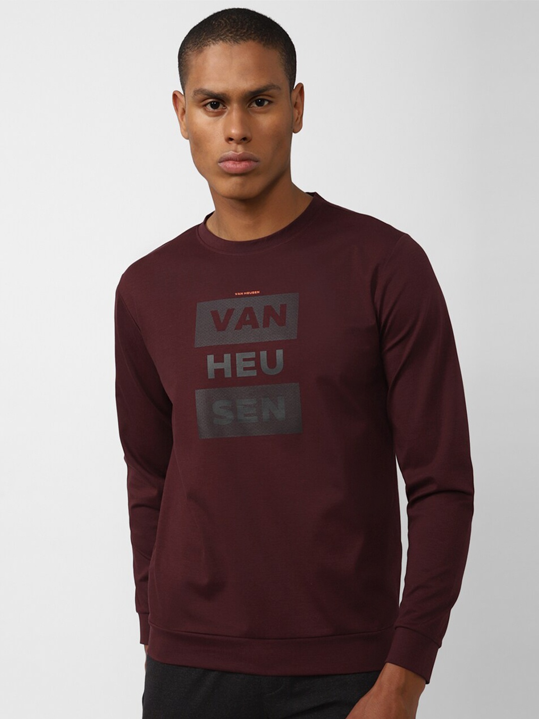 

Van Heusen Flex Men Maroon Printed Sports Sweatshirt