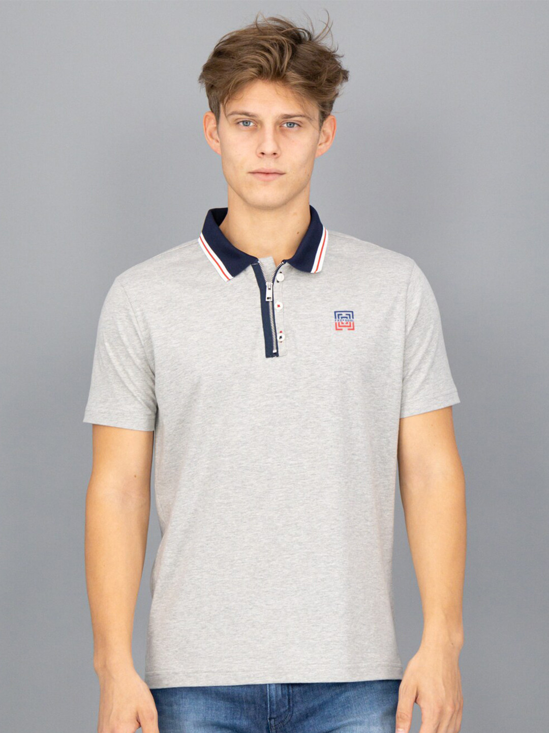 

FREESOUL Men Grey & Navy Blue Polo Collar T-shirt