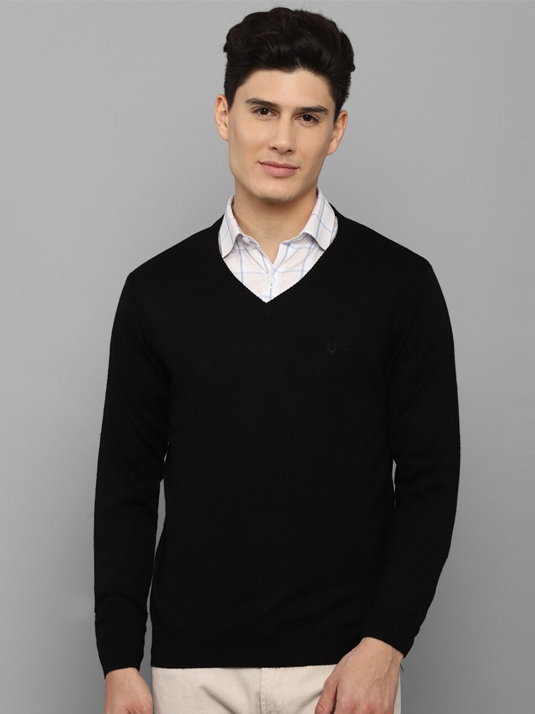 

Allen Solly Men Black Solid Pullover